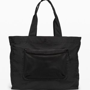 Lululemon Pack The Pocket Tote 20L